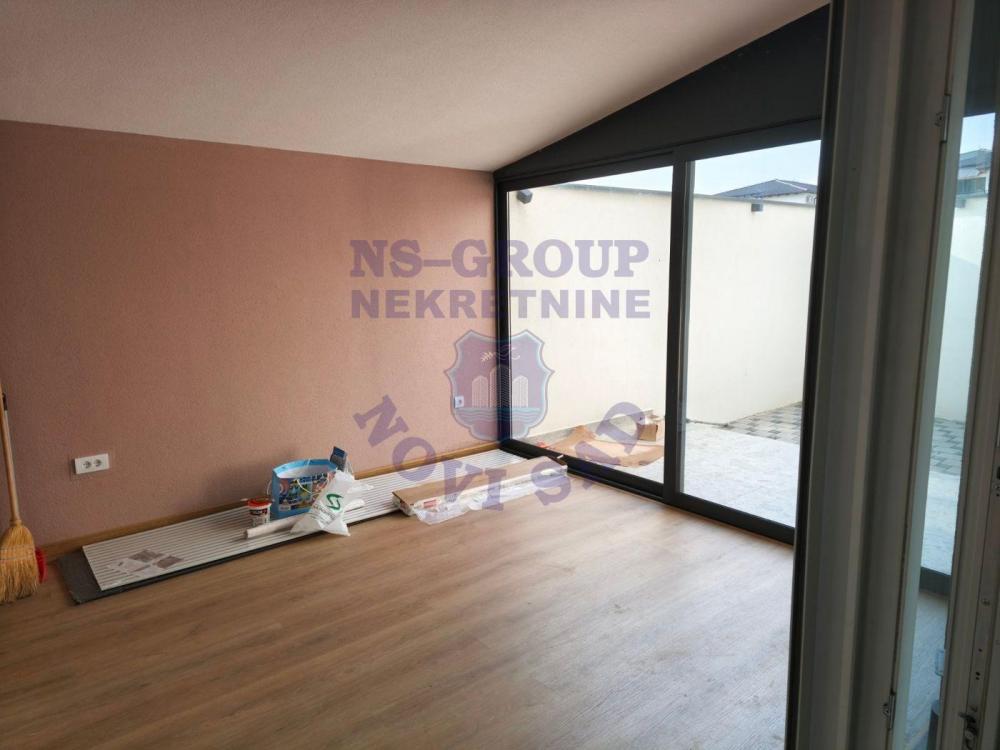 Slika 6 - Odličan jednoiposoban stan sa gratis terasom i dvorištem!