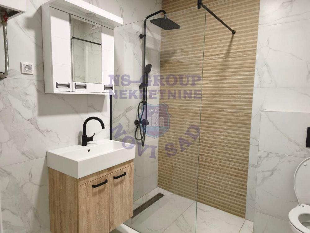 Slika 8 - Odličan jednoiposoban stan sa gratis terasom i dvorištem!