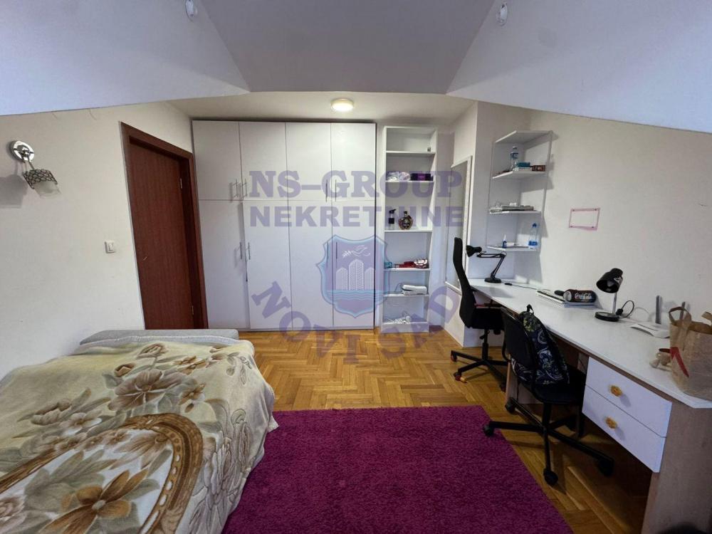 Slika 6 - Četvoroiposoban, 84m2, Nova Detelinara Novi Sad, sa terasom, ima lift