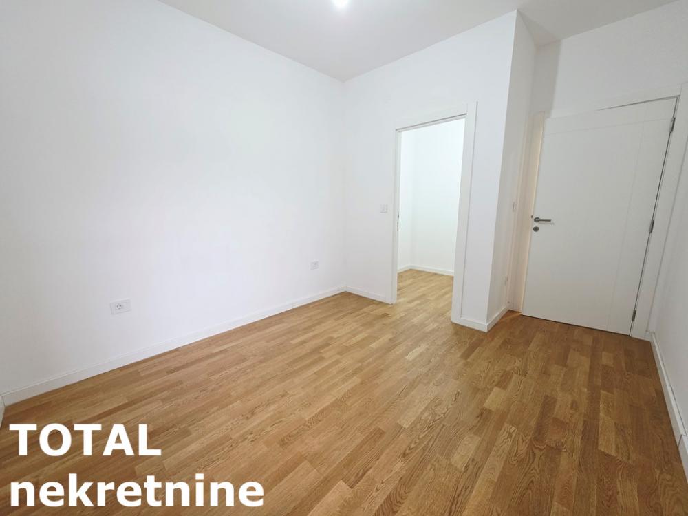 Slika 5 - Stan,NOVI SAD,NOVO NASELJE - ŠARENGRAD,kv: 44.00, € 128000, ID: 1102508