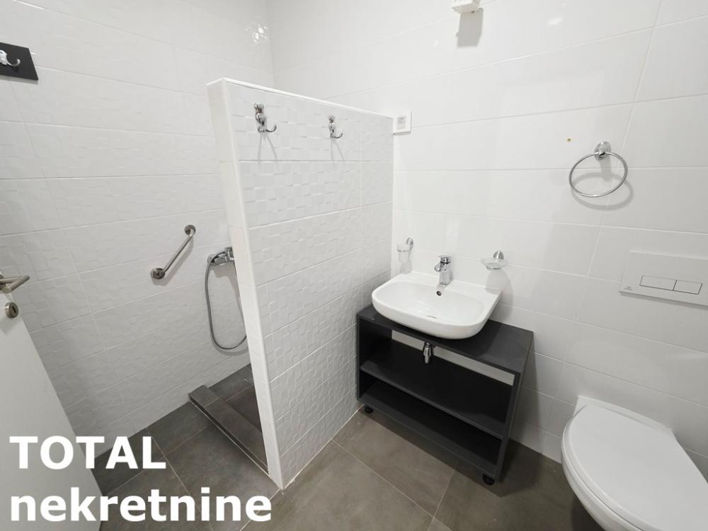 Slika 9 - Stan,NOVI SAD,NOVO NASELJE - ŠARENGRAD,kv: 44.00, € 128000, ID: 1102508