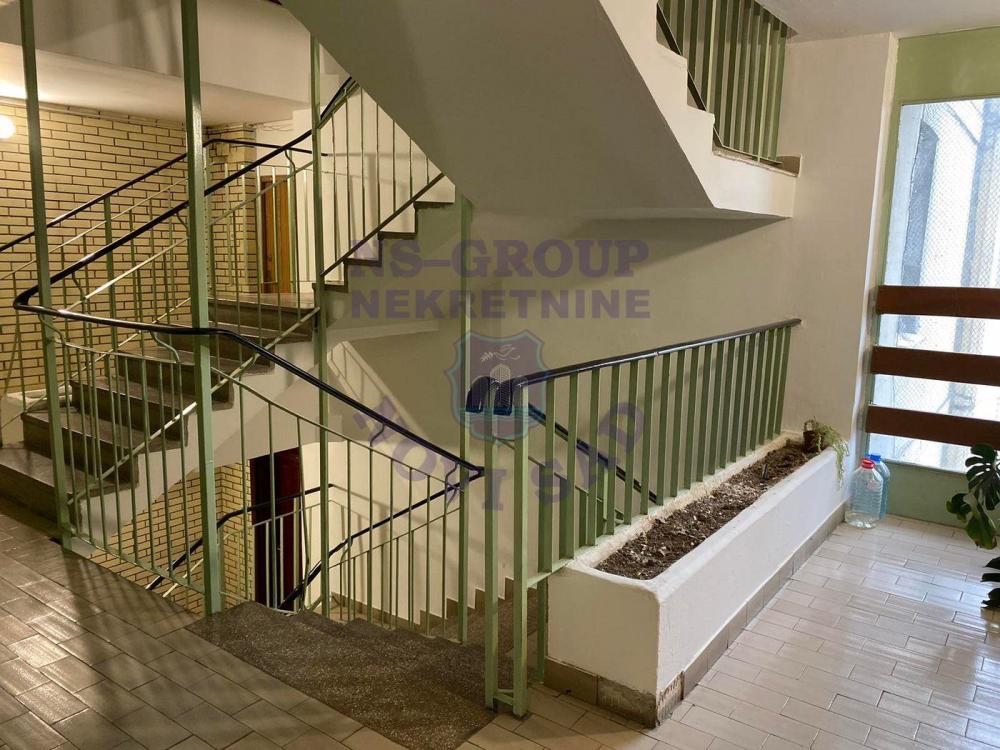 Slika 9 - Odličan dvosoban  stan na Novom Naselju