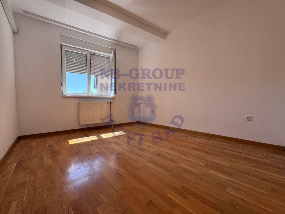 Slika 5 - Odlican dvosoban stan na Bulevaru 