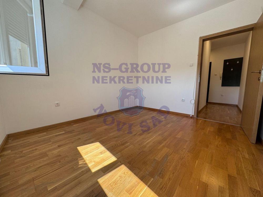 Slika 7 - Odlican dvosoban stan na Bulevaru 