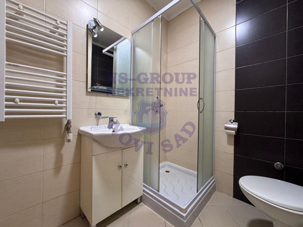 Slika 8 - Odlican dvosoban stan na Bulevaru 