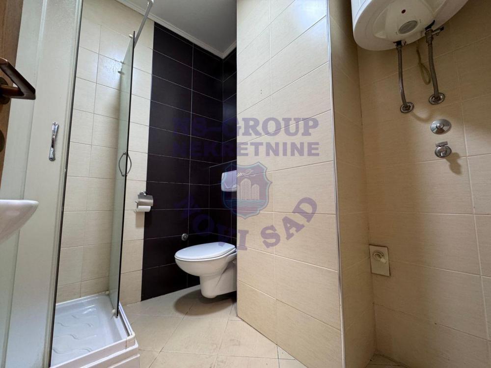 Slika 9 - Odlican dvosoban stan na Bulevaru 