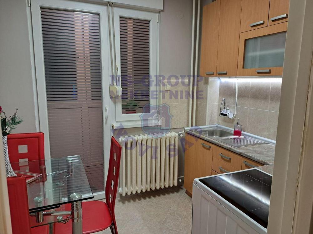 Slika 3 - Dvosoban, 46m2, Detelinara Novi Sad, sa terasom, sa parkingom