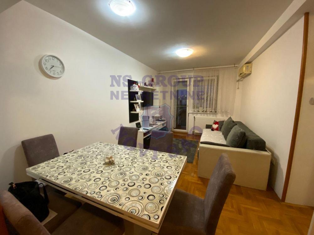 Slika 5 - Dvosoban, 42m2, Detelinara Novi Sad, sa terasom, ima lift