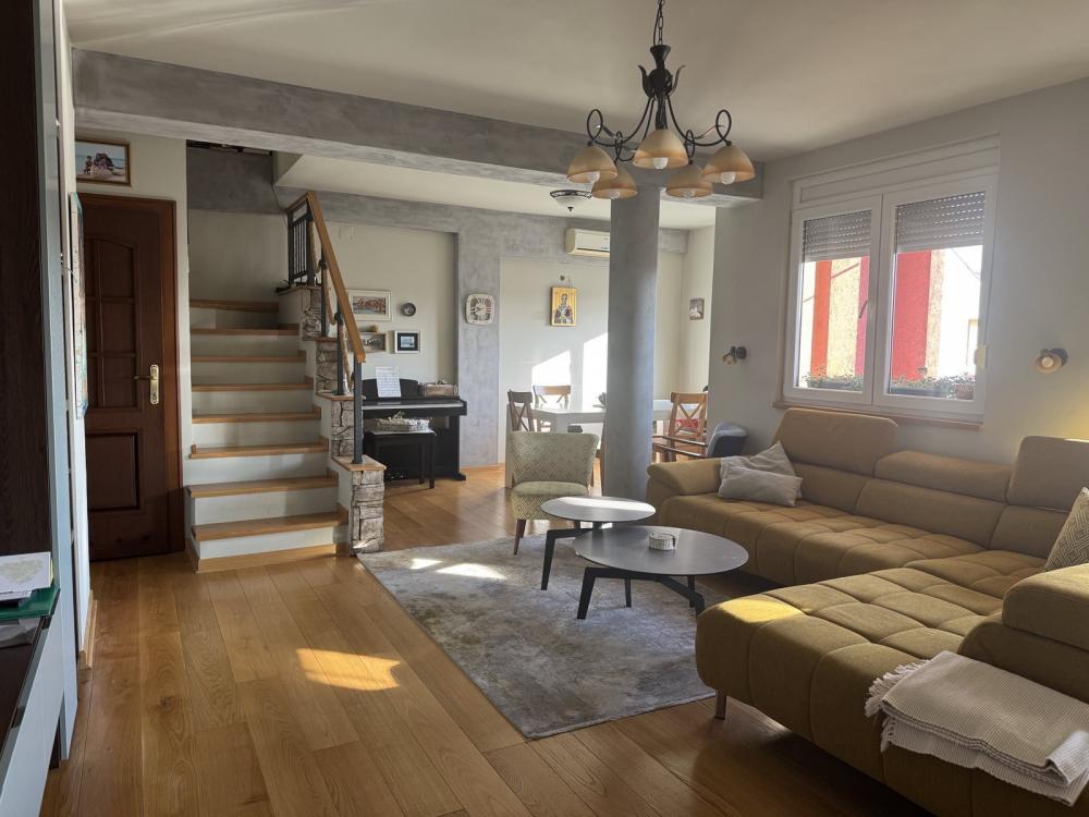 Slika 4 - Stan,NOVI SAD,ŠIRI CENTAR,kv: 100.00, € 309000, ID: 1059059