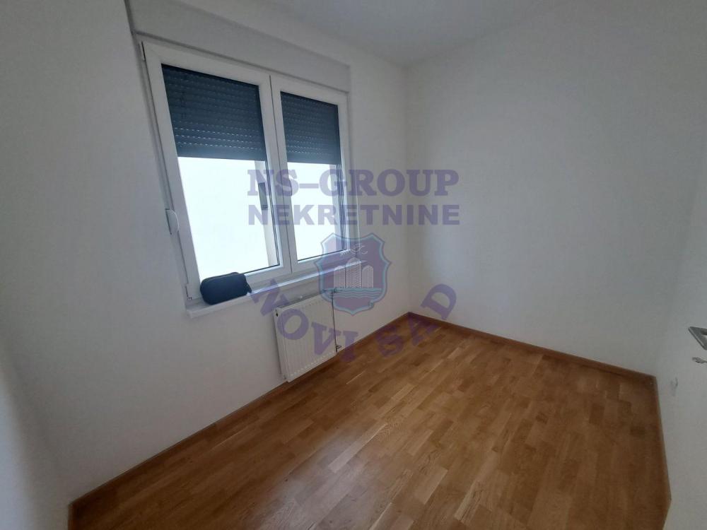 Slika 5 - Odličan jednoiposoban stan na Telepu! 