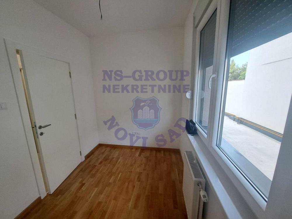 Slika 6 - Odličan jednoiposoban stan na Telepu! 