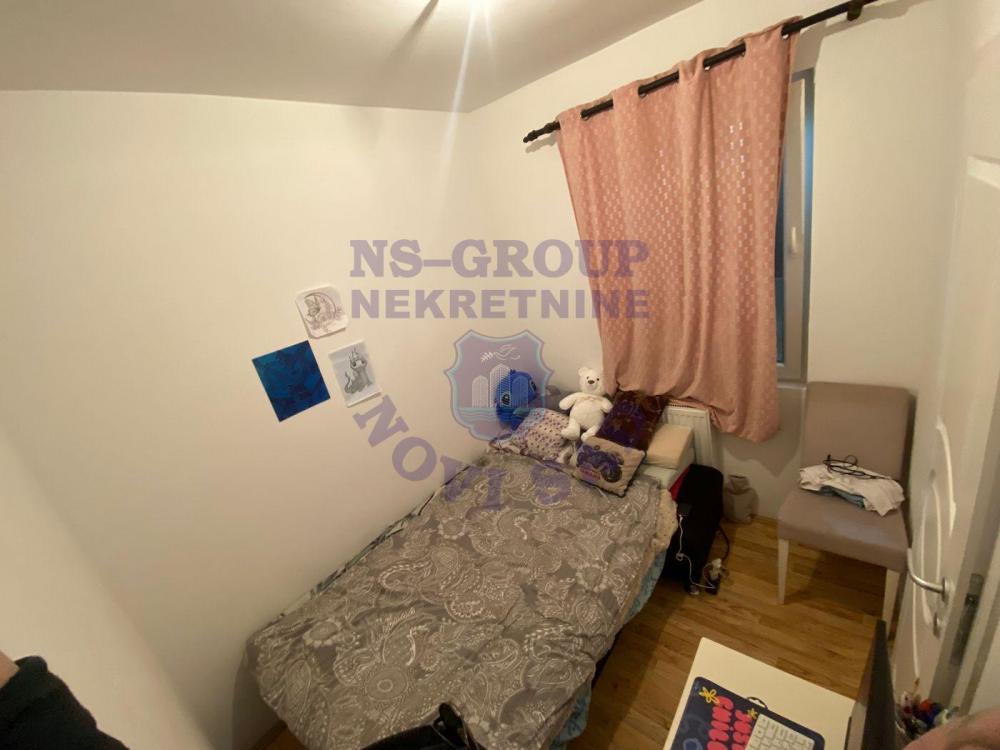 Slika 3 - 491638-Na prodaju lepo sređen jednoiposoban stan u blizini ulice Cara Dušana! 