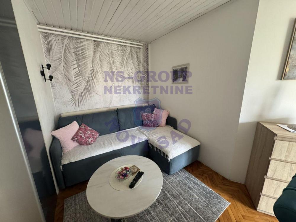 Glavna slika -EKSKLUZIVNO vam predstavljam mali dragulj u srcu Beogradskog keja. 