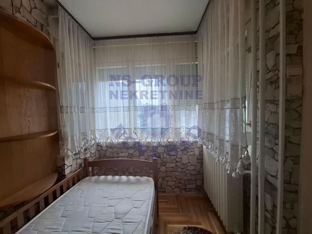 Slika 6 - Kompletno namešten stan na Bulevaru Oslobođenja