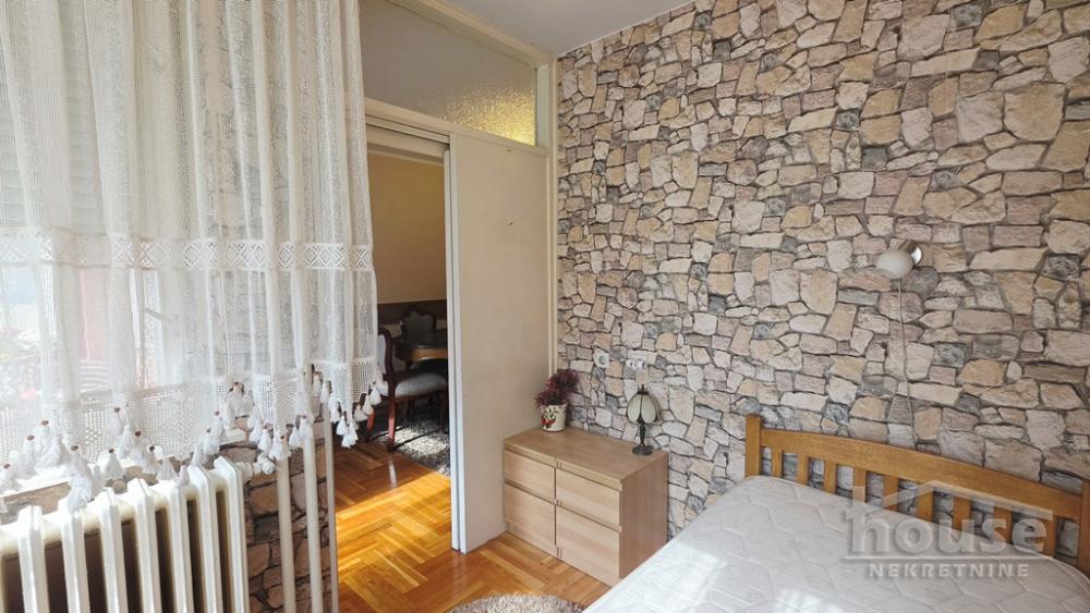 Slika 11 - Stan,NOVI SAD,BULEVAR,kv: 49.00, € 153000, ID: 1065675