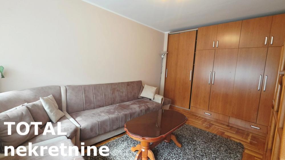 Slika 1 - Stan,NOVI SAD,BULEVAR,kv: 49.00, € 153000, ID: 1102523