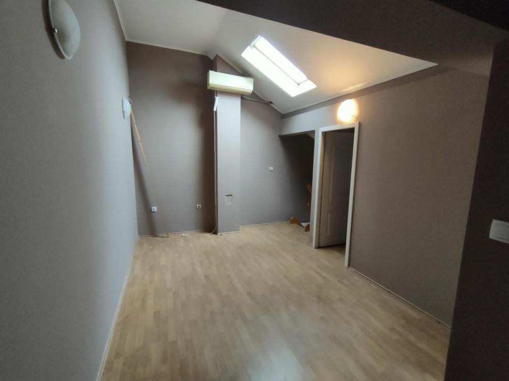 Slika 7 - Četvorodoban 103 Nova Detelinara,Korn.Stsnkovićs , useljiv PRODAJE SE