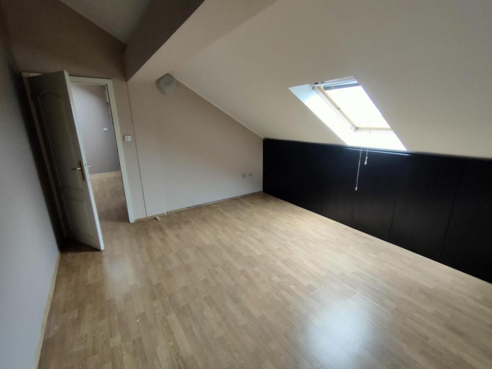 Slika 2 - Četvorodoban 103 Nova Detelinara,Korn.Stsnkovićs , useljiv PRODAJE SE