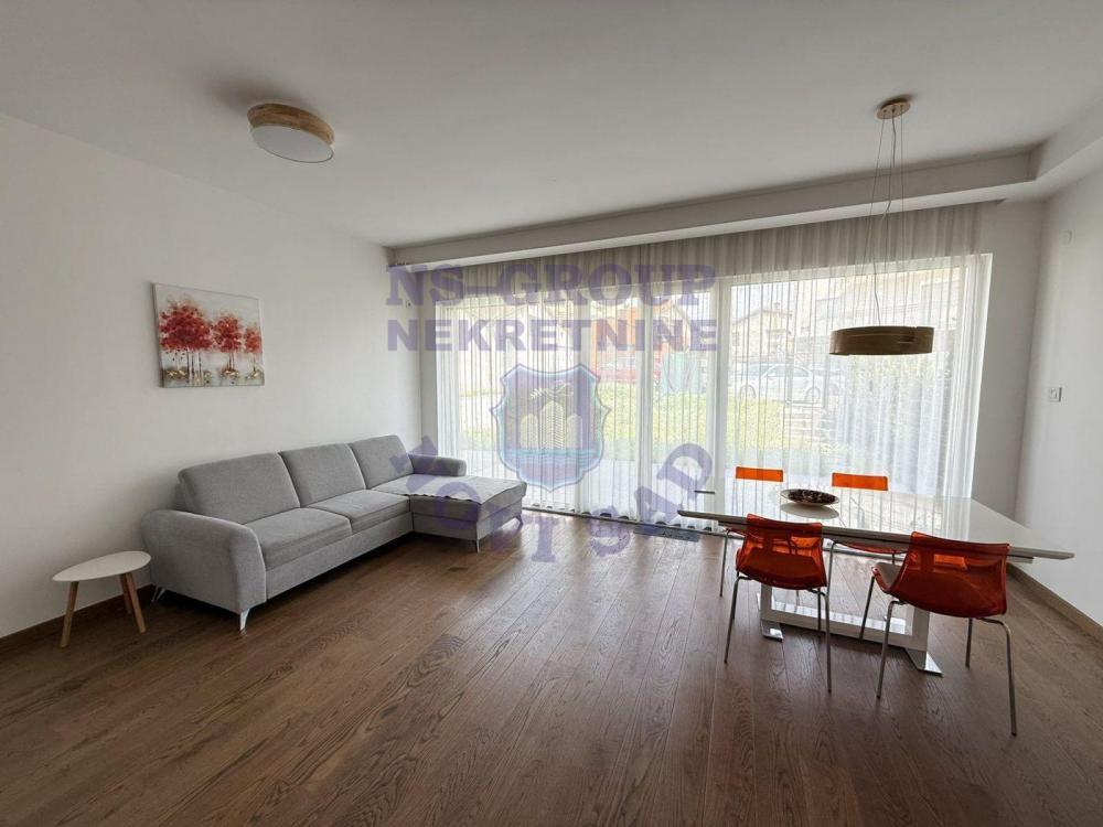 Glavna slika -Stan na prodaju Petrovaradin 70m2, 568294