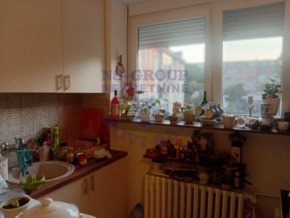 Slika 1 - Odlican dvosoban stan na Keju 