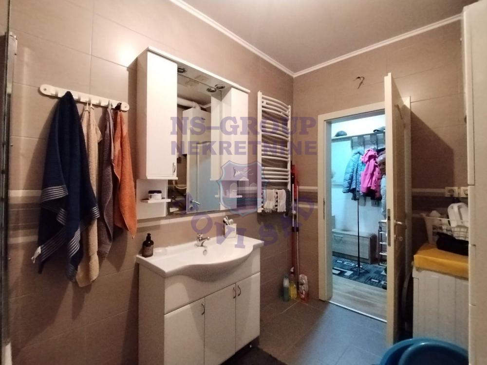 Slika 9 - Odličan četvorosoban stan na Adicama