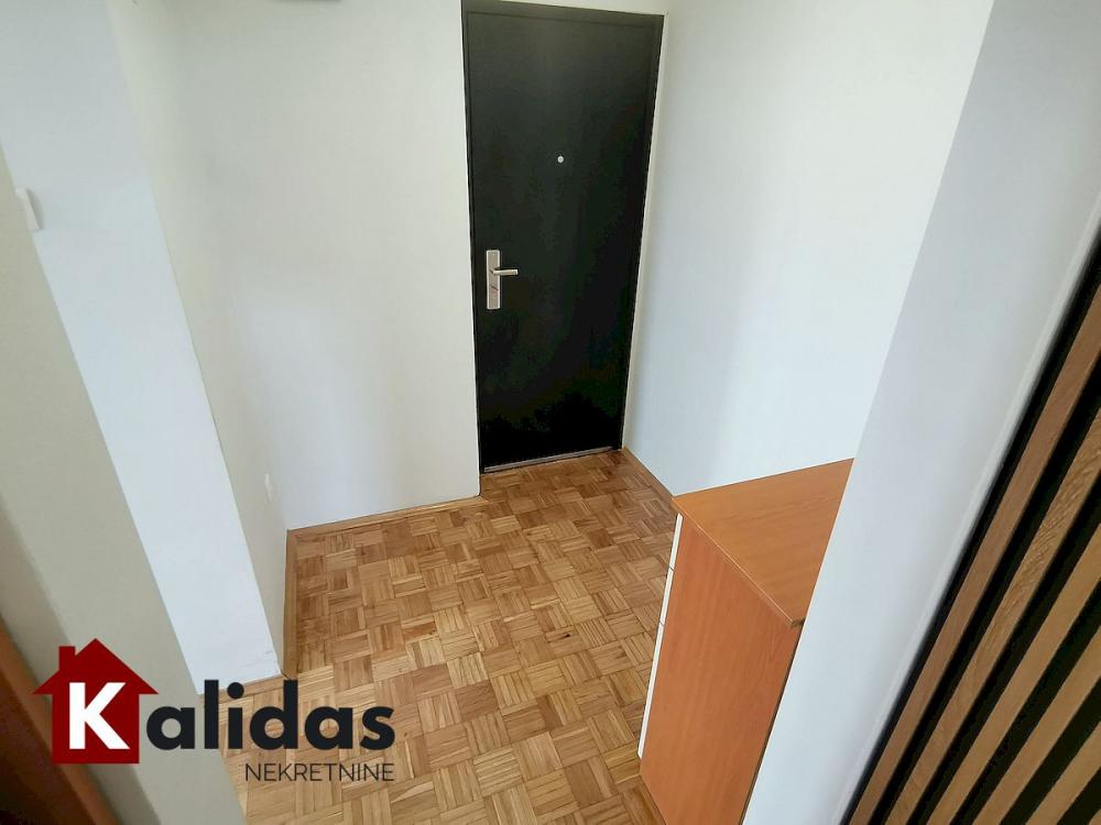Slika 10 - Stan,NOVI SAD,NOVO NASELJE,kv: 59, € 157590, ID: 1008668