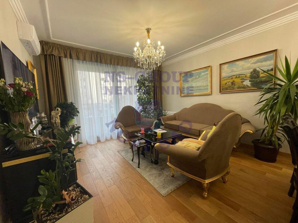 Slika 1 - Fantastican trosoban stan na Novoj Detelinari!