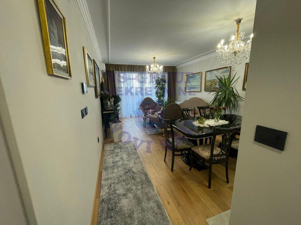 Slika 3 - Fantastican trosoban stan na Novoj Detelinari!