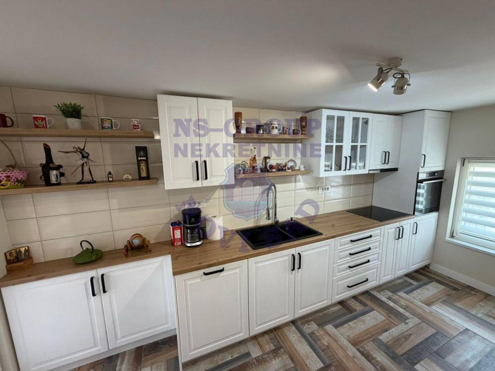 Slika 4 - Trosoban, 72m2, sa terasom