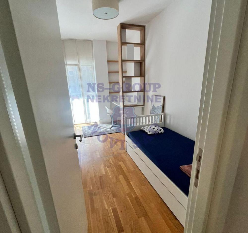 Slika 3 - Komforan trosoban namešten stan- Liman 3!