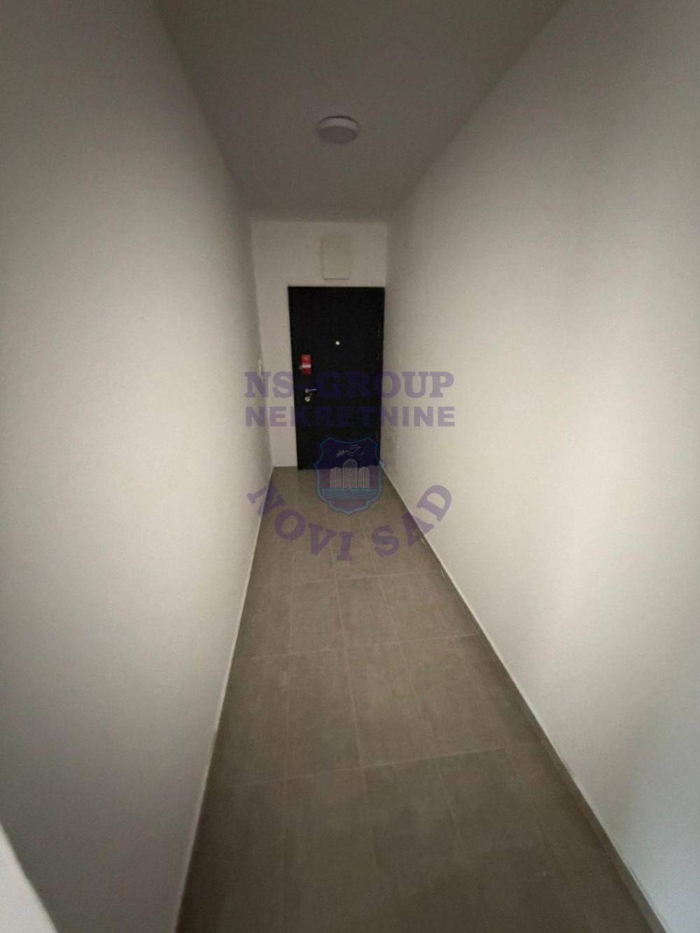 Slika 7 - Trosoban, 71m2, Adice Novi Sad, sa terasom, ima lift