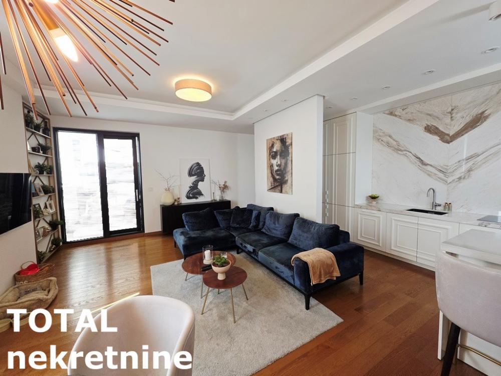 Slika 4 - Stan,NOVI SAD,CENTAR,kv: 73.00, € 474500, ID: 1102507