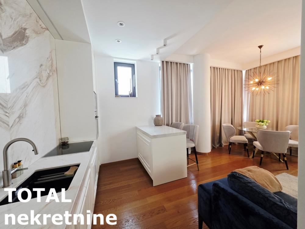 Slika 8 - Stan,NOVI SAD,CENTAR,kv: 73.00, € 474500, ID: 1102507