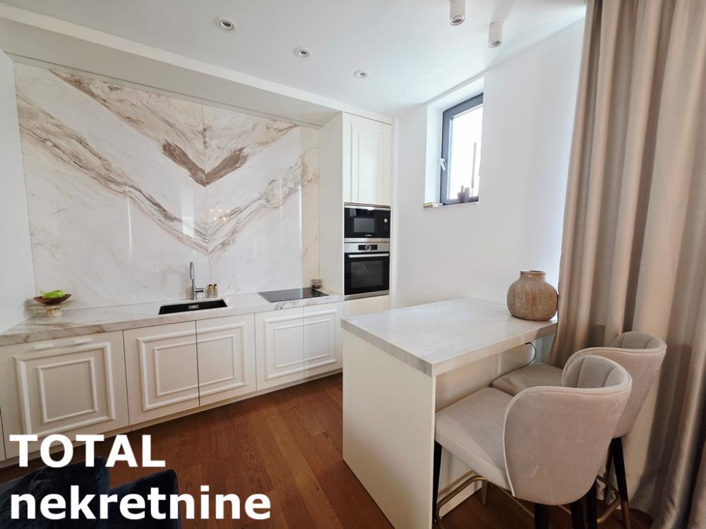 Slika 6 - Stan,NOVI SAD,CENTAR,kv: 73.00, € 474500, ID: 1102507