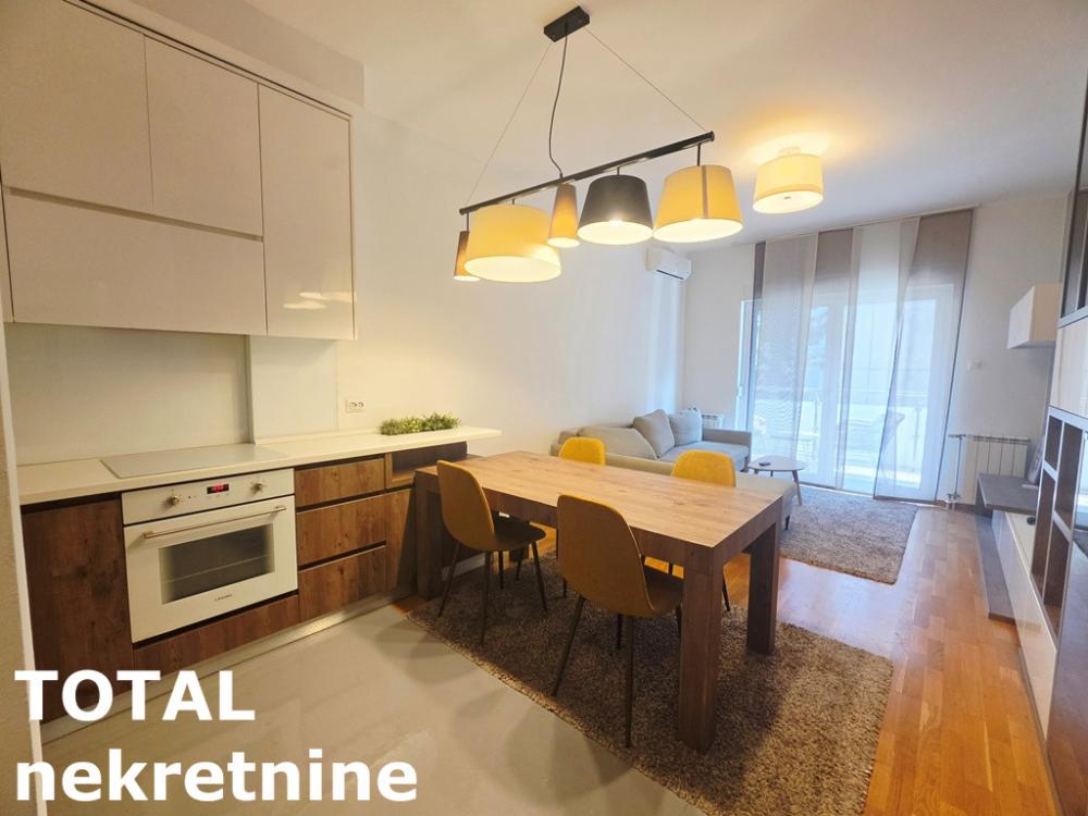 Slika 2 - Stan,NOVI SAD,LIMAN 3,kv: 78.00, € 285000, ID: 1102455