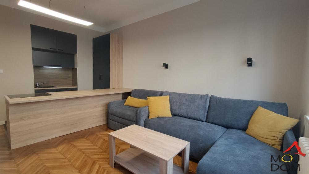 Glavna slika -Stan,NOVI SAD,CENTAR,kv: 32, € 123600, ID: 1031982