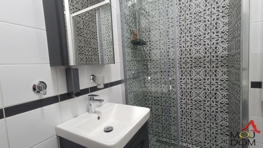 Slika 11 - Stan,NOVI SAD,CENTAR,kv: 32, € 123600, ID: 1031982