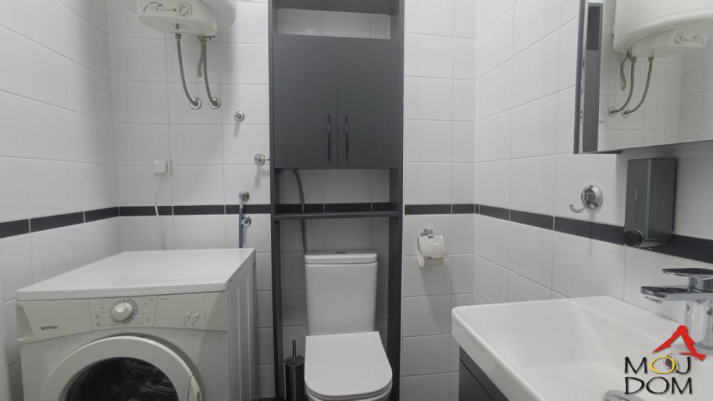 Slika 10 - Stan,NOVI SAD,CENTAR,kv: 32, € 123600, ID: 1031982