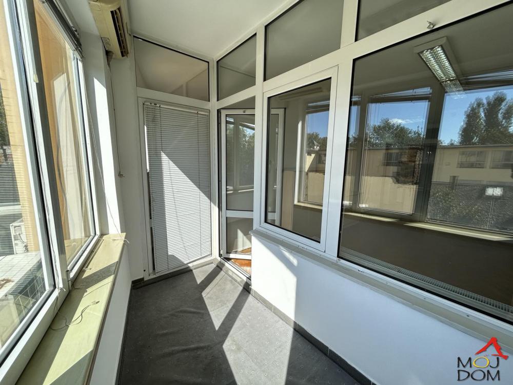 Slika 6 - Stan,NOVI SAD,BULEVAR,kv: 46, € 147290, ID: 1031515