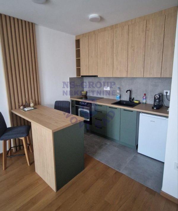 Slika 1 - Lux dvosoban stan na Bulevaru Evrope! 