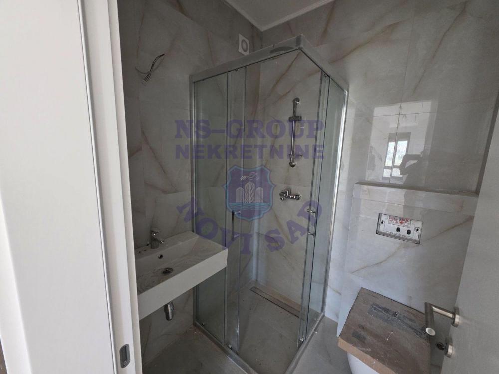 Slika 6 - Perfektan dvoiposoban stan savršenog rasporeda sa dva kupatila. 