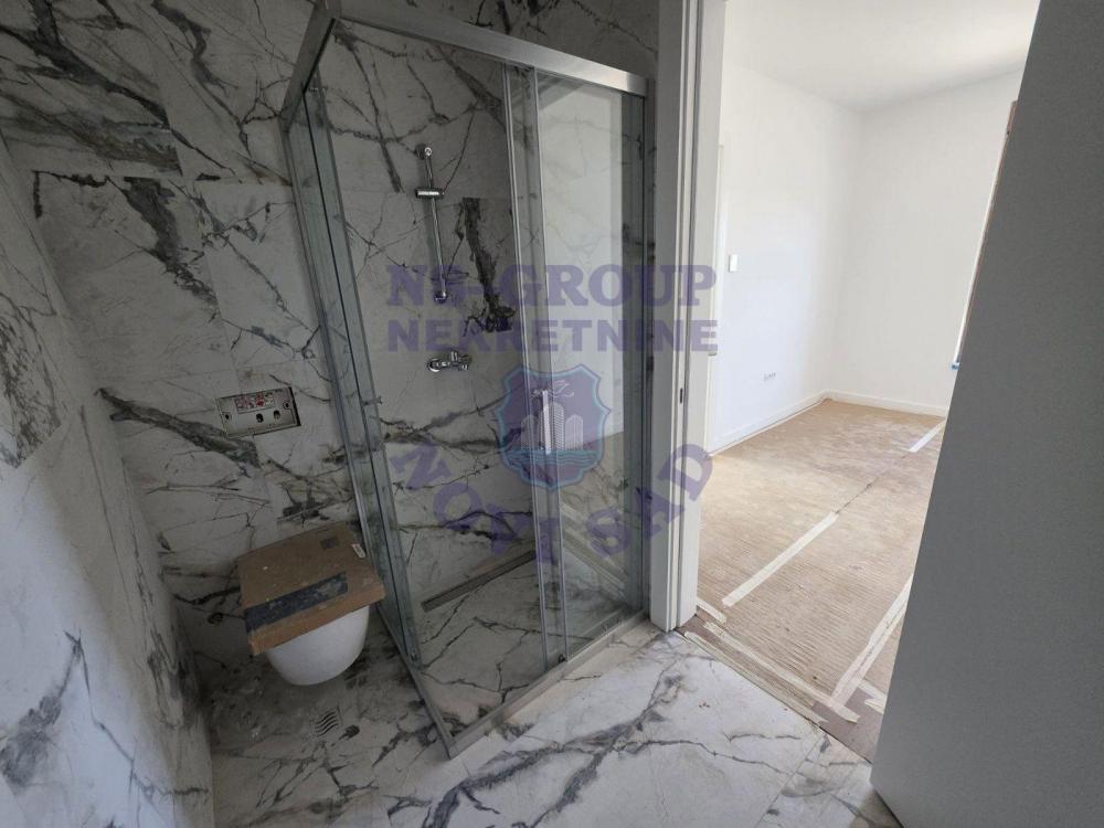 Slika 7 - Perfektan dvoiposoban stan savršenog rasporeda sa dva kupatila. 