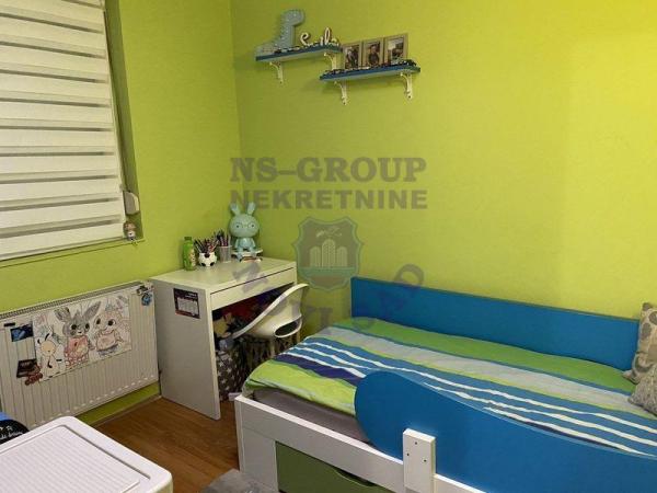 Slika 9 - Četvorosoban stan na Bulevaru Patrijarha Pavla 98m2