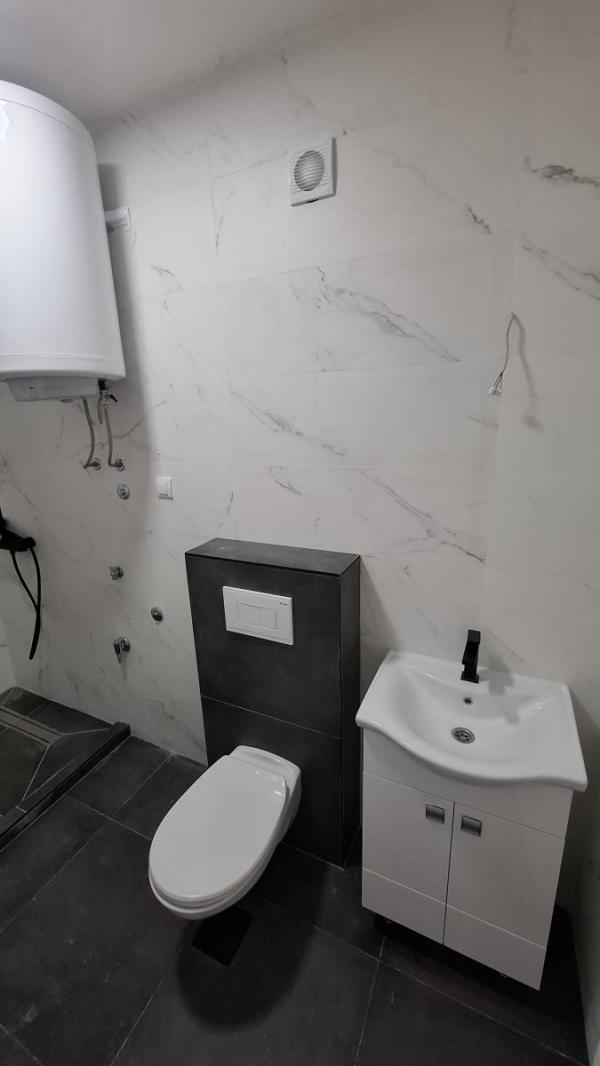 Slika 9 - NOV Trosoban stan 60m Detelinara