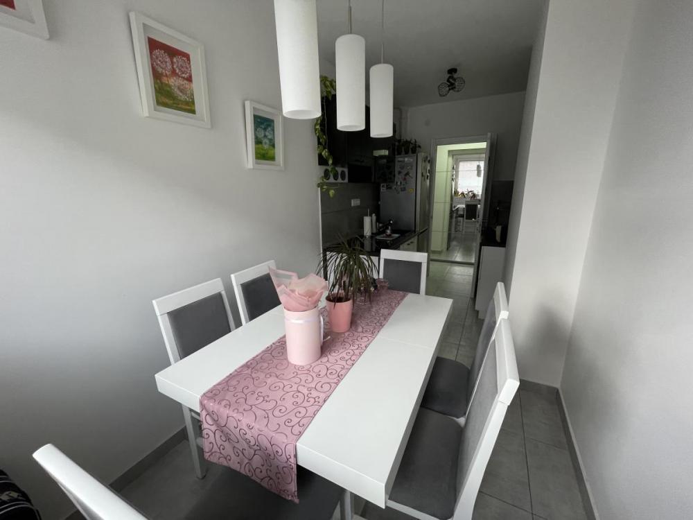 Slika 7 - Dvosoban stan 54m kod Ž.stanice Renoviran