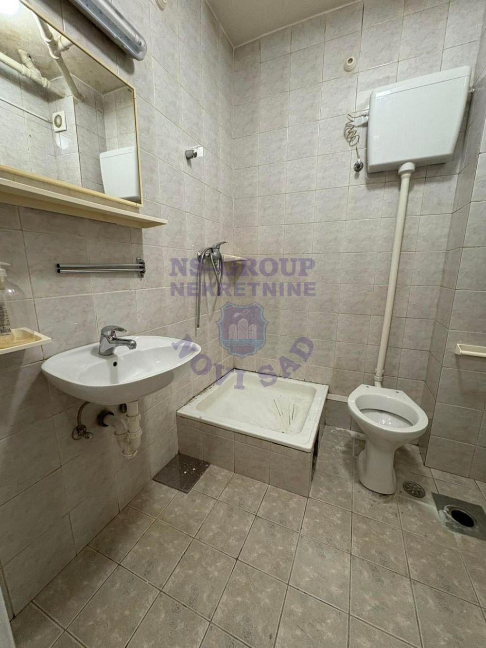 Slika 1 - Jednosoban, 20m2, Salajka (Partizanska ulica) Novi Sad