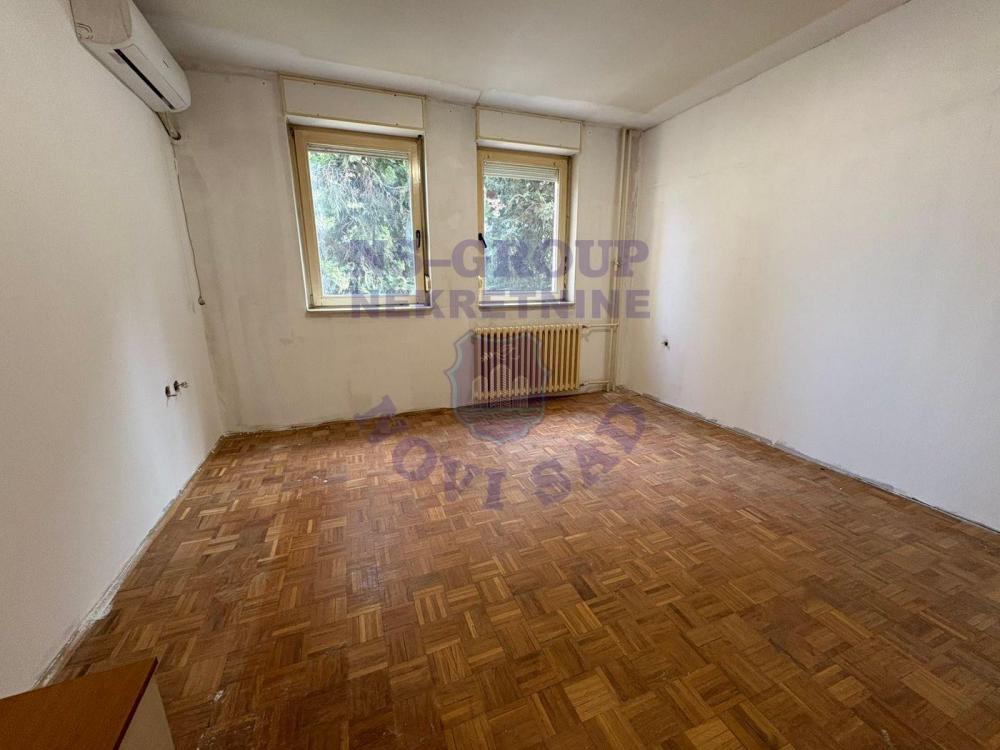 Slika 4 - Jednosoban, 20m2, Salajka (Partizanska ulica) Novi Sad