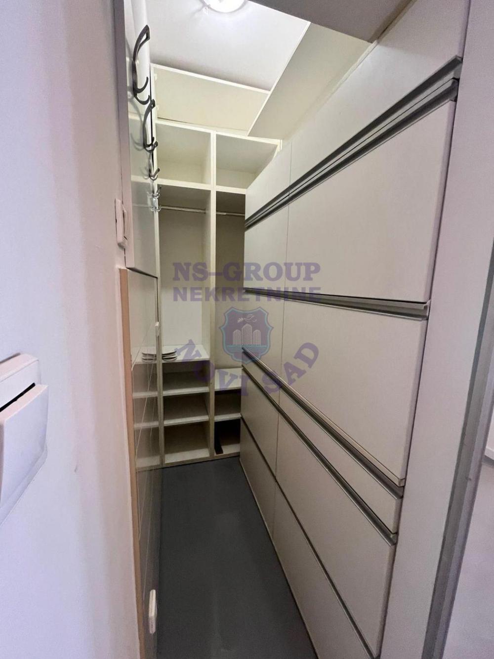 Slika 7 - Trosoban stan na Limanu 3