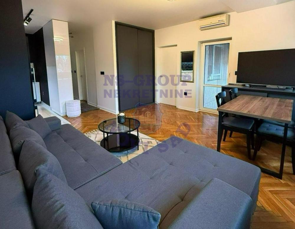 Glavna slika -Odličan dvosoban stan na Grbavici!