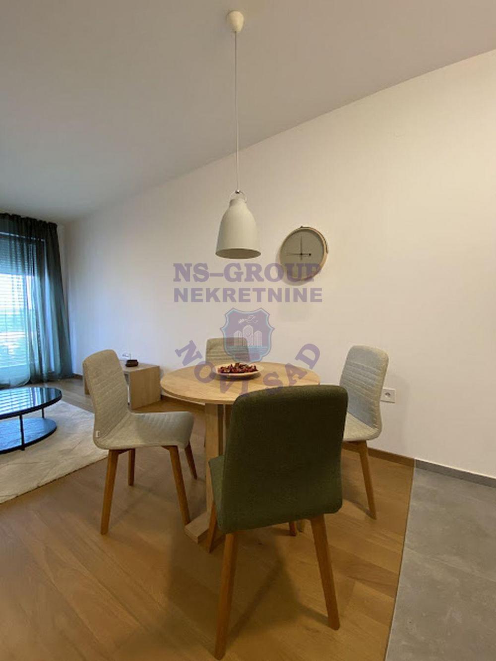 Slika 2 - Dvosoban, 42m2, Bulevar Evrope Novi Sad, sa terasom, ima lift